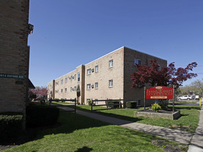 Jason Court Apartments in Philadelphia, PA - Building Photo - Building Photo