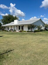 43 Co Rd 319 in Valley View, TX - Building Photo - Building Photo
