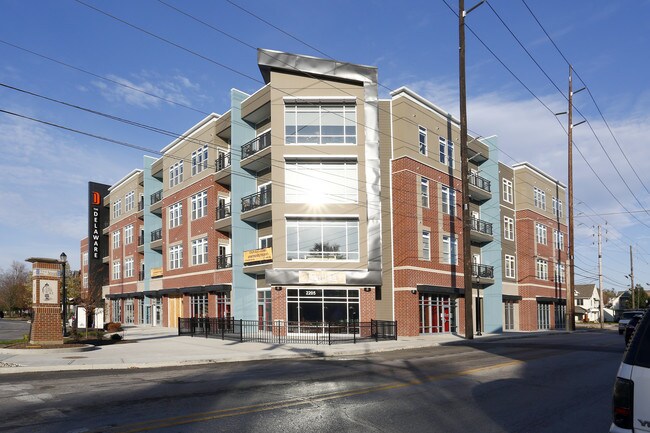 The Delaware Apartments in Indianapolis, IN - Building Photo - Building Photo