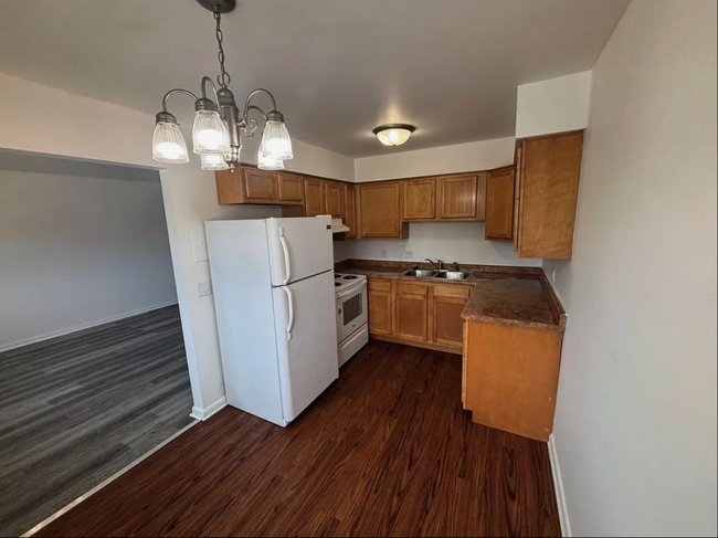 2113 N Carolina St, Unit 4 in Saginaw, MI - Building Photo - Building Photo