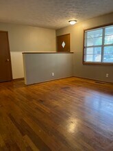 2545 S Nettleton Ave in Springfield, MO - Building Photo - Building Photo