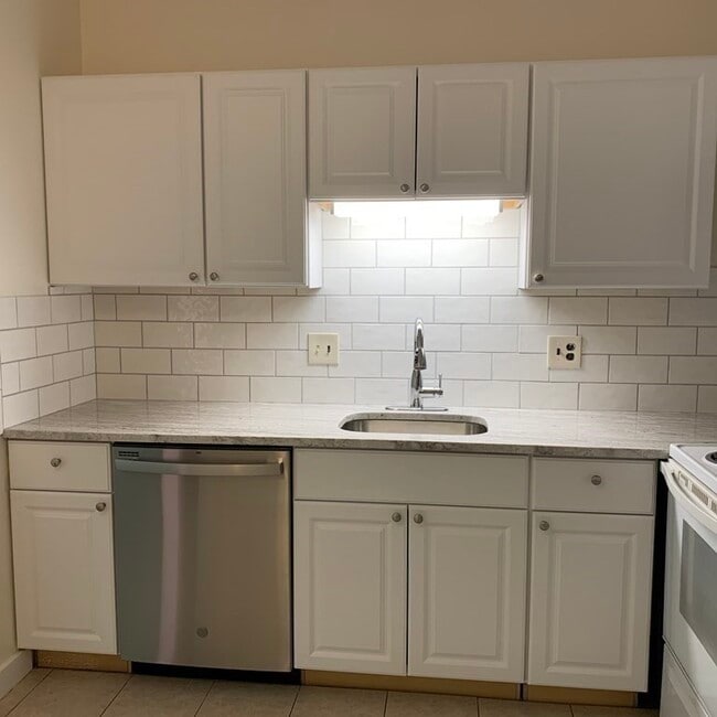 property at 80 N Warren St
