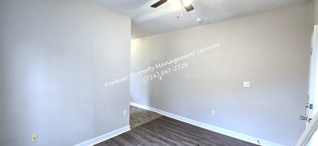 465 E Washington St in New Castle, PA - Foto de edificio - Building Photo