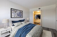 The Meridian at 2825 photo'