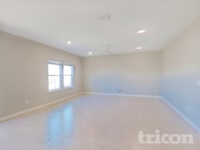 6585 Longleaf Branch Dr, Unit Noho Nest in Jacksonville, FL - Building Photo - Building Photo