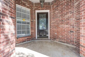 17930 Seven Pines Dr in Spring, TX - Building Photo - Building Photo