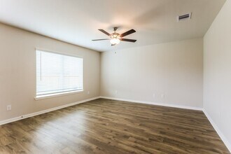 400 Mustang Trot Dr in Katy, TX - Building Photo - Building Photo