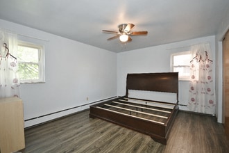 2236 Brownsville Rd in Pittsburgh, PA - Building Photo - Building Photo