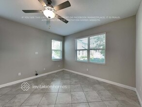 2856 Coach Manors Way in New Port Richey, FL - Foto de edificio - Building Photo