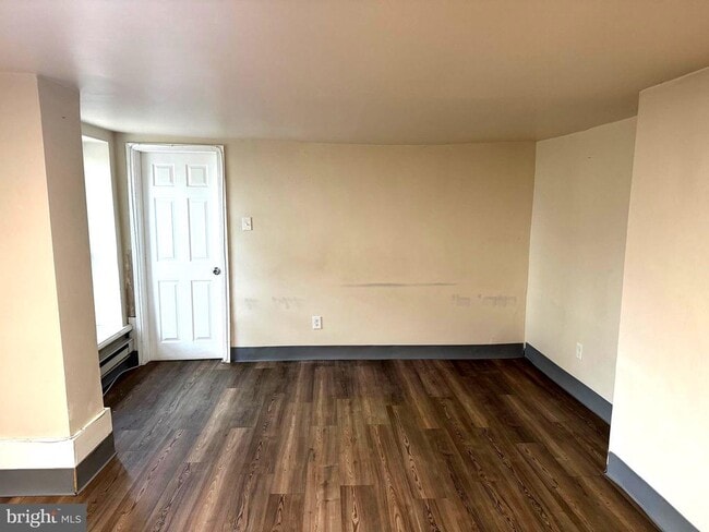 725 W Broad St in Quakertown, PA - Building Photo - Building Photo