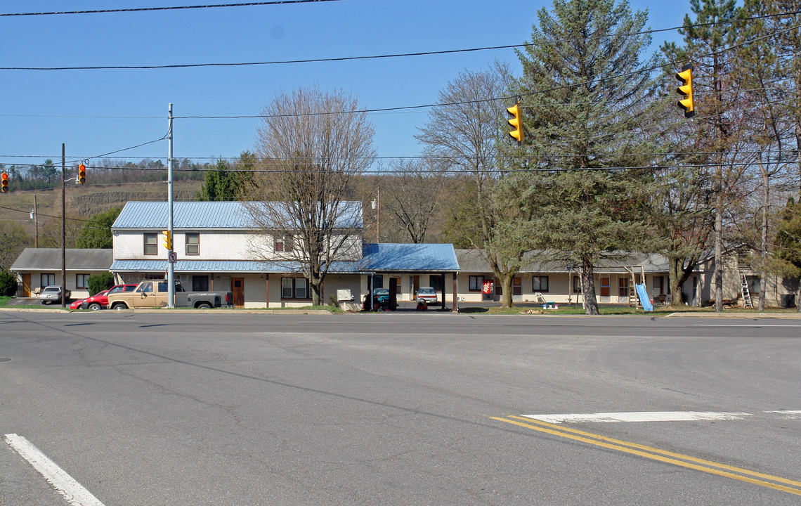 2701 Lycoming Creek Rd in Williamsport, PA - Building Photo