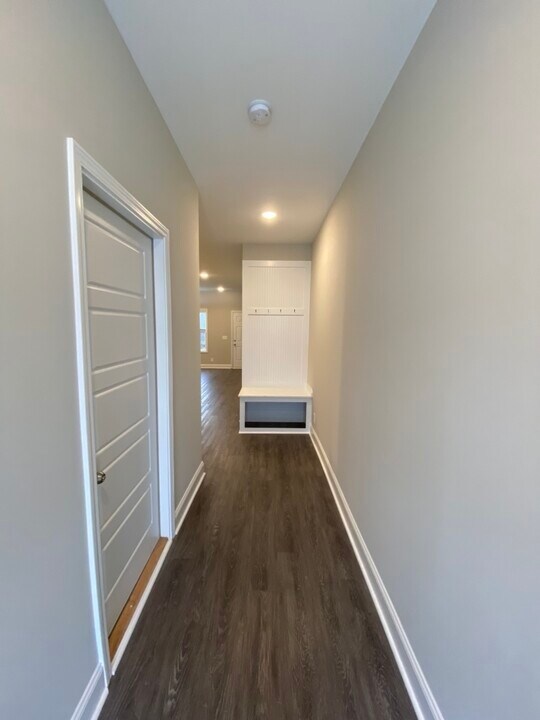 1023 Glenkirk Dr in Clarksville, TN - Building Photo