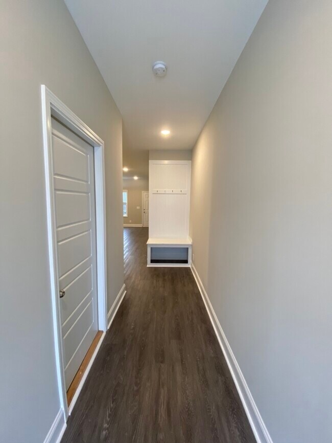 property at 1023 Glenkirk Dr