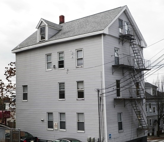 667 Charles St in Providence, RI - Foto de edificio - Building Photo