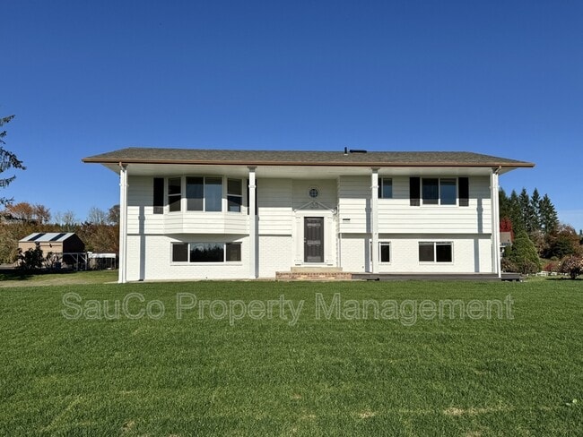 21965 NW Phillips Rd in Hillsboro, OR - Building Photo - Building Photo