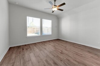 16930 Tulip Row Ln in Cypress, TX - Building Photo - Building Photo