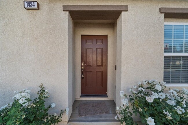 1434 Bittersweet Dr in Beaumont, CA - Building Photo - Building Photo