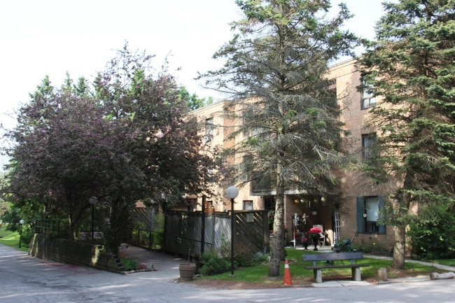 Ryerson Apartments