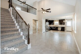 1409 Woods Lake Ct in Houston, TX - Building Photo - Building Photo