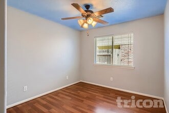 22211 Bridgestone Trails Dr in Spring, TX - Foto de edificio - Building Photo