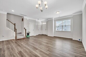 351 Intrepid Ct in Greer, SC - Building Photo - Building Photo