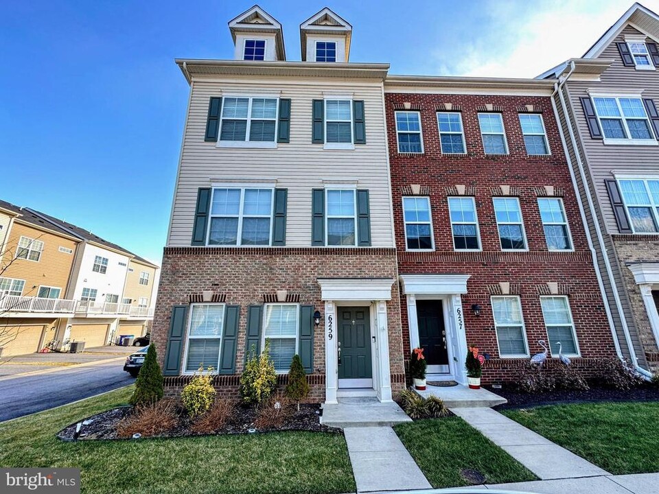 6259 Ritter Dr in Frederick, MD - Foto de edificio