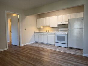 8050 Niwot Rd in Longmont, CO - Building Photo - Building Photo