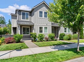 6507 SE Genrosa St in Hillsboro, OR - Building Photo