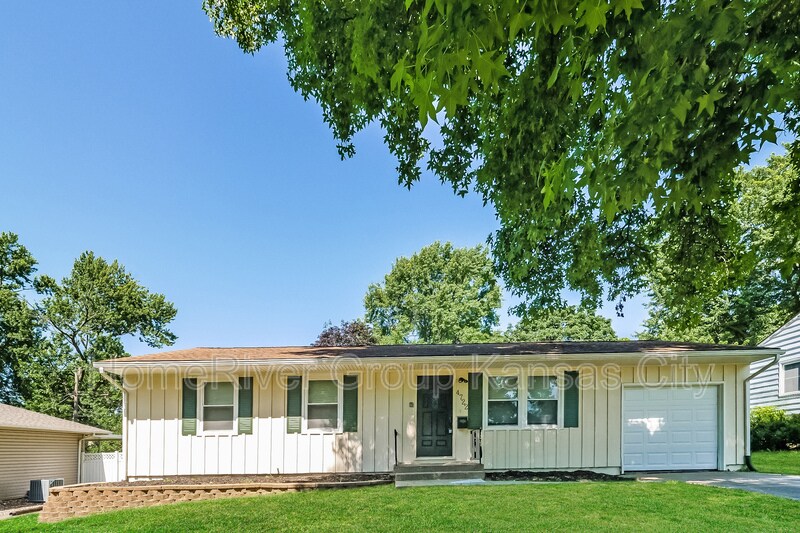 4722 Overton Ave in Kansas City, MO - Building Photo