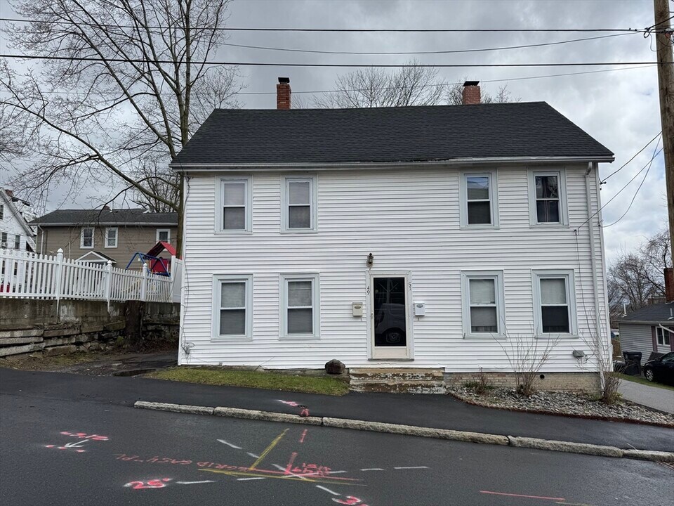 49 Green St in Haverhill, MA - Building Photo