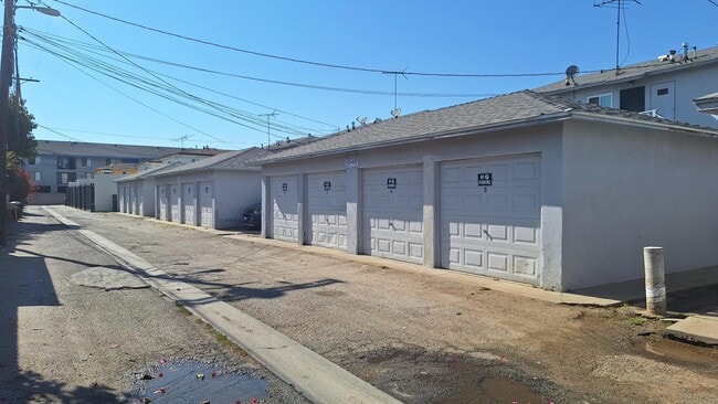 712 1/2 W Redondo Beach Blvd, Unit # 712 1/2 in Gardena, CA - Foto de edificio - Building Photo