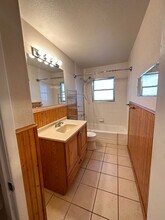 1206 S Ridgeway Dr in Cleburne, TX - Building Photo - Building Photo