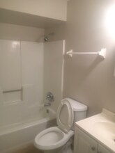 1721 Birchwood Cir in Leesburg, FL - Building Photo - Building Photo