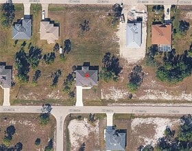 3711 NW 42nd Ln in Cape Coral, FL - Building Photo - Building Photo