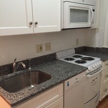 1673 Commonwealth Ave in Boston, MA - Building Photo - Building Photo