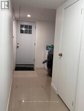 16 Milne Ln in Markham, ON - Building Photo - Building Photo