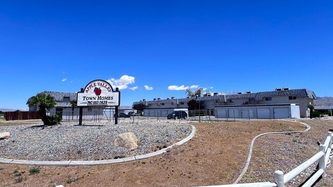 Apple Valley Townhomes