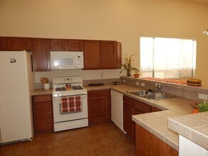 12767 N Seacliff Pl in Oro Valley, AZ - Building Photo - Building Photo