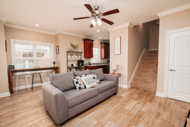 921 Muirfield Dr in Starkville, MS - Foto de edificio - Building Photo