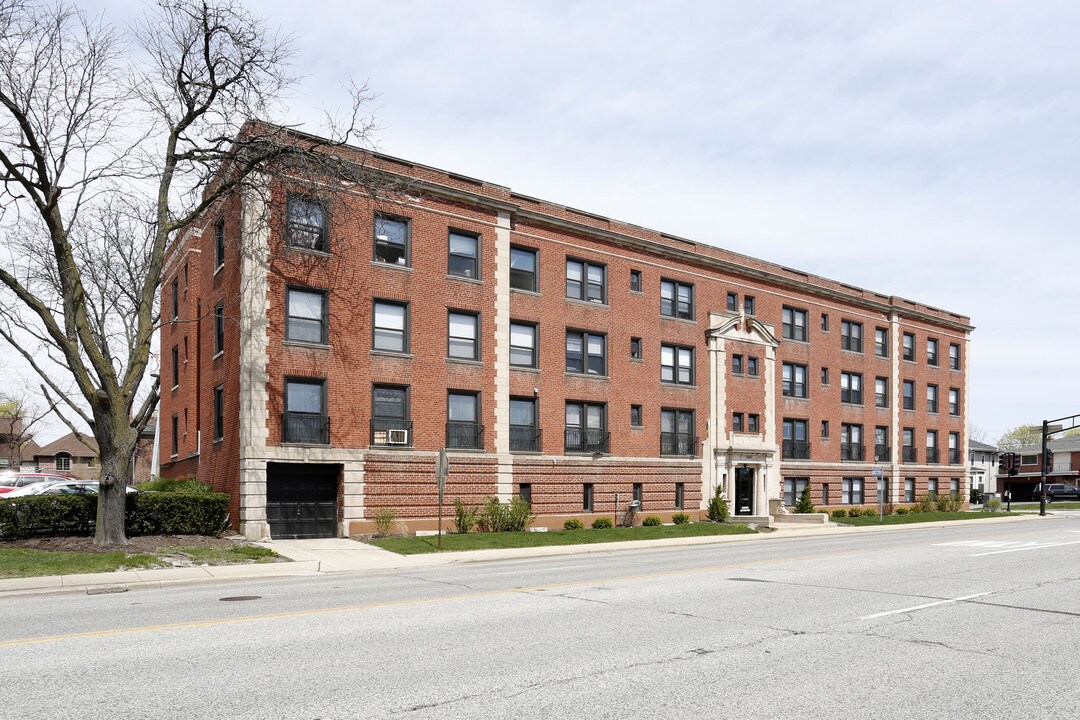 304 W Touhy Ave in Park Ridge, IL - Foto de edificio