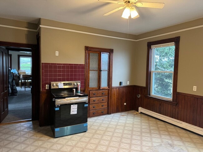 78 Vernon St, Unit #3