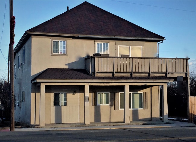 124 W Main St-Unit -1 in East Helena, MT - Building Photo - Building Photo