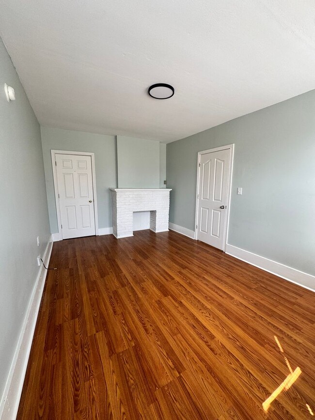 1011 Payne St in Louisville, KY - Building Photo - Building Photo