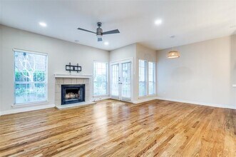 4067 Beltway Dr in Addison, TX - Building Photo - Building Photo
