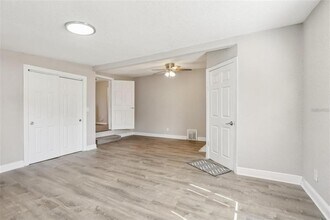 2726 25th Ave N in St. Petersburg, FL - Building Photo - Building Photo