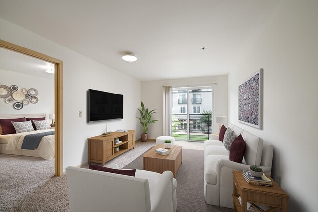 Heights at Columbia Knoll Senior Apartments in Portland, OR - Foto de edificio - Building Photo