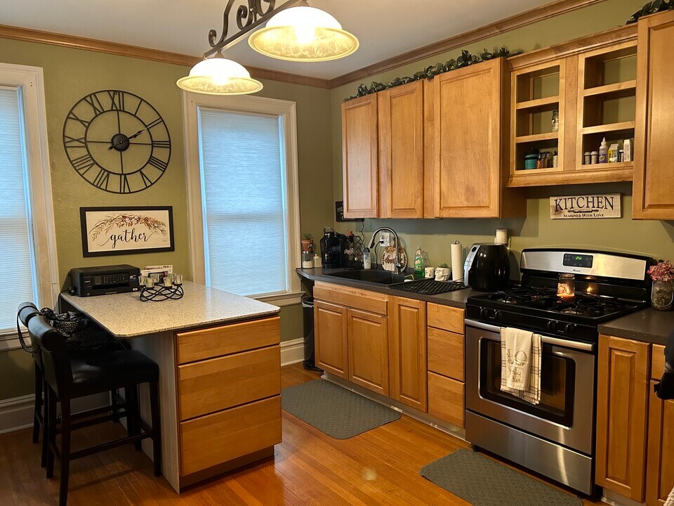 32 W 4th St, Unit #1 in Dunkirk, NY - Building Photo