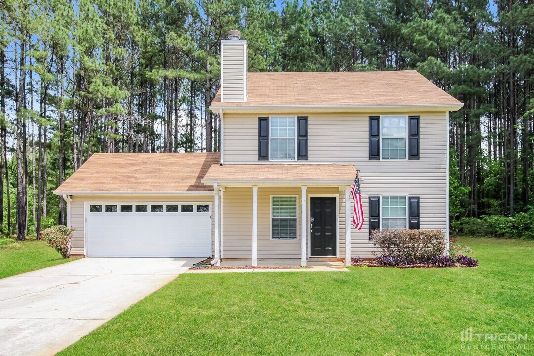 734 Trickle Ln in Mcdonough, GA - Building Photo