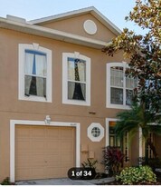 4649 Ashburn Square Dr in Tampa, FL - Building Photo