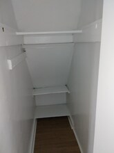 39 E 4th St-Unit -2 in Mount Vernon, NY - Building Photo - Building Photo